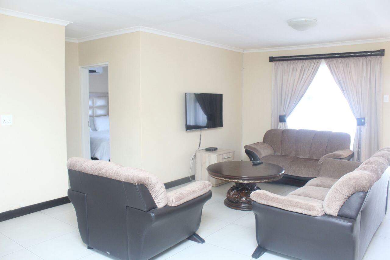 Mbopha Guest House Ulundi Eksteriør bilde